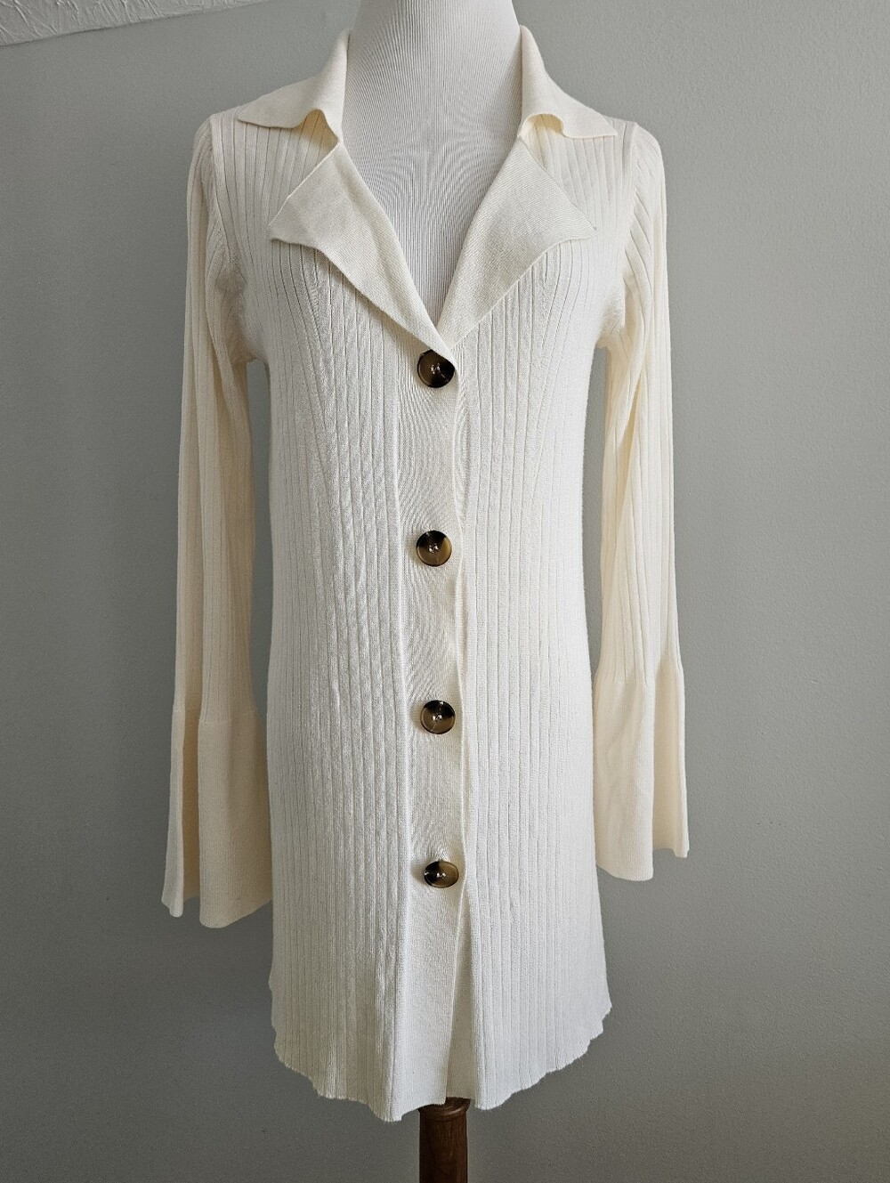 Pink Rose | Cream Ribbed Long Cardigan with Button Front